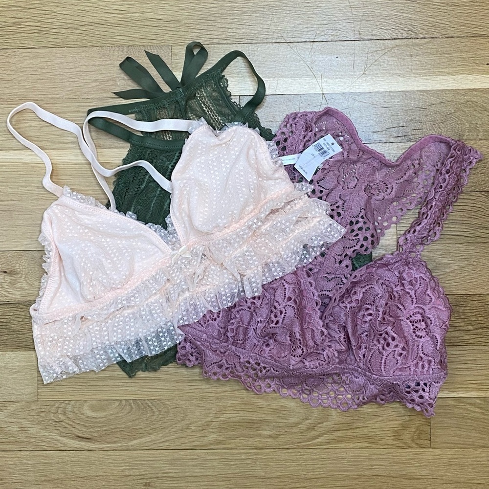 Arie LOT of three Lace Ruffle Halter Bralettes Size Large Pink Green NWT/EUC